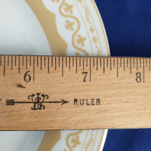 4 Plates ANTIQUE CHAIRS Dessert NIB - Picture 13 of 14